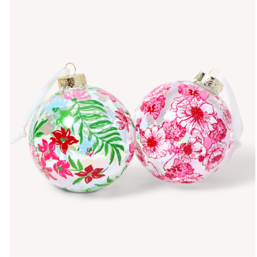 Lilly Pulitzer ornament set 2025